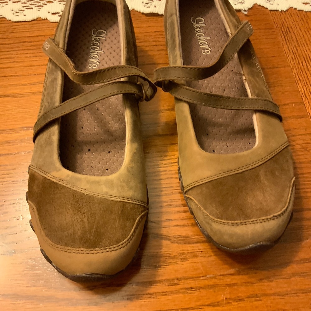 Leather Sketchers